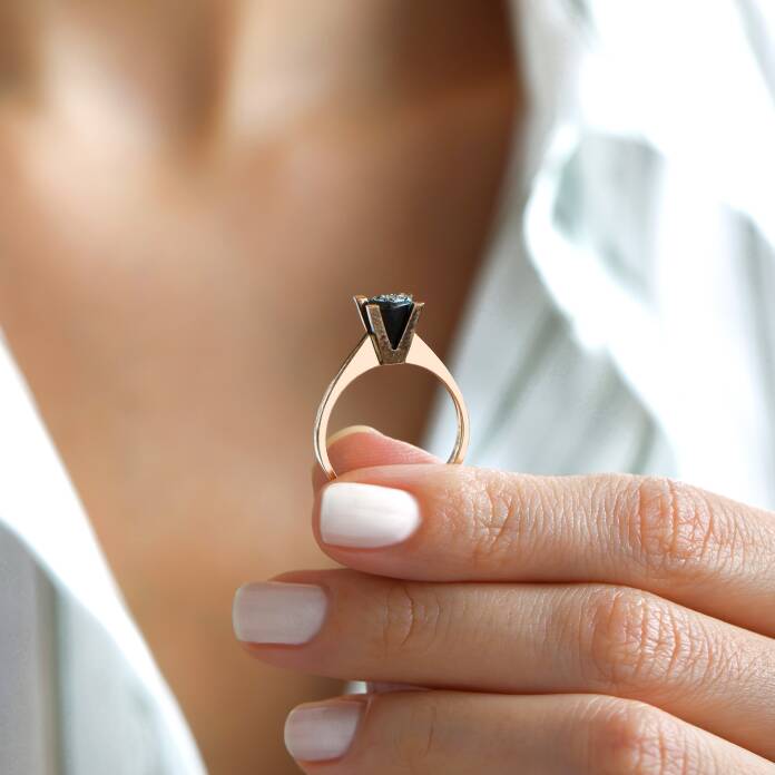 0.03 Ct Pırlata Tektaş Elmas Yüzük - 2