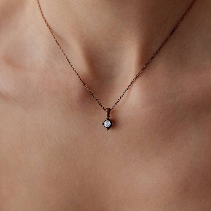 0.08 Ct Elmas Tektaş Kolye - 1