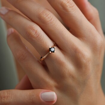 0.12 Ct Tektaş Elmas Yüzük - Özkonak