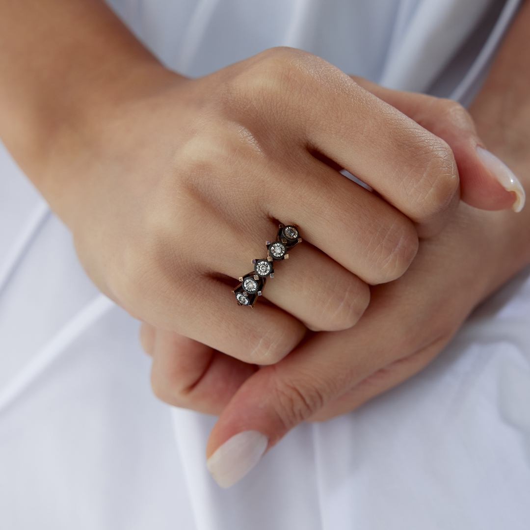 0.13 Ct Elmas Beştaş Pırlanta Yüzük - 1