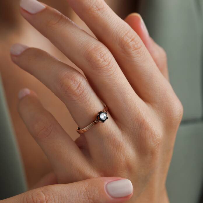 0.14 Ct Tektaş Elmas Yüzük - 1