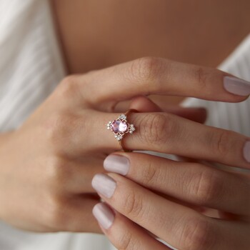 0.16 Ct Pırlanta Oval Pembe Safir Tasarım Yüzük - Siempre (1)