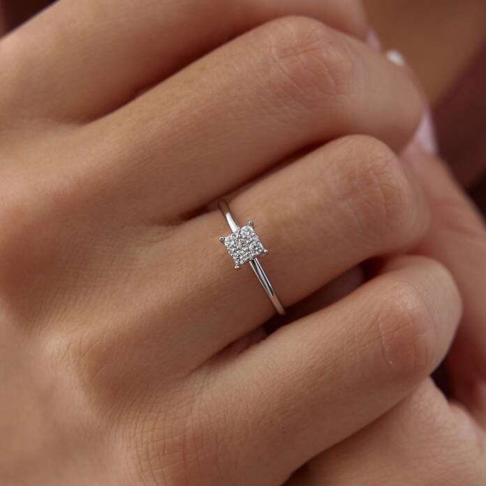 0.16 Ct Pırlanta Prenses Yüzük - 1