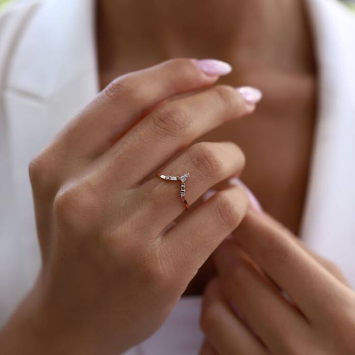 0.16 Ct Pırlanta Sunburst Yüzük - 1