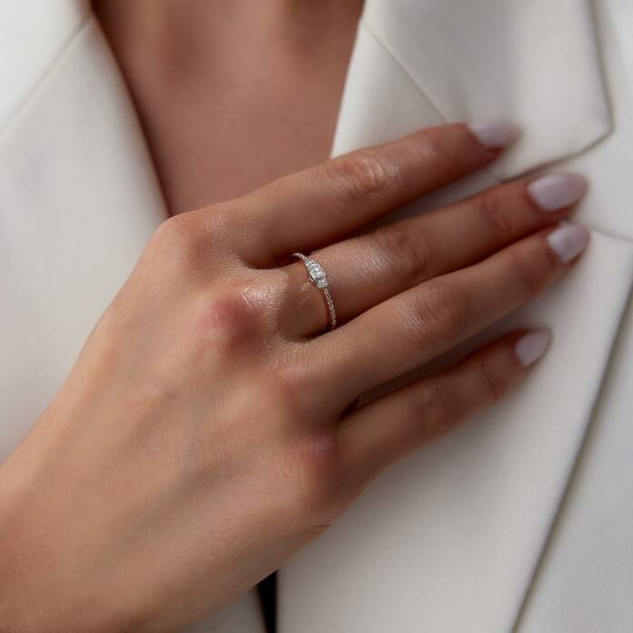 0.29 Ct Pırlanta Üç Taşlı Yüzük - 3