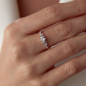 0.60 Ct Pırlanta Queen Yüzük - Siempre (1)