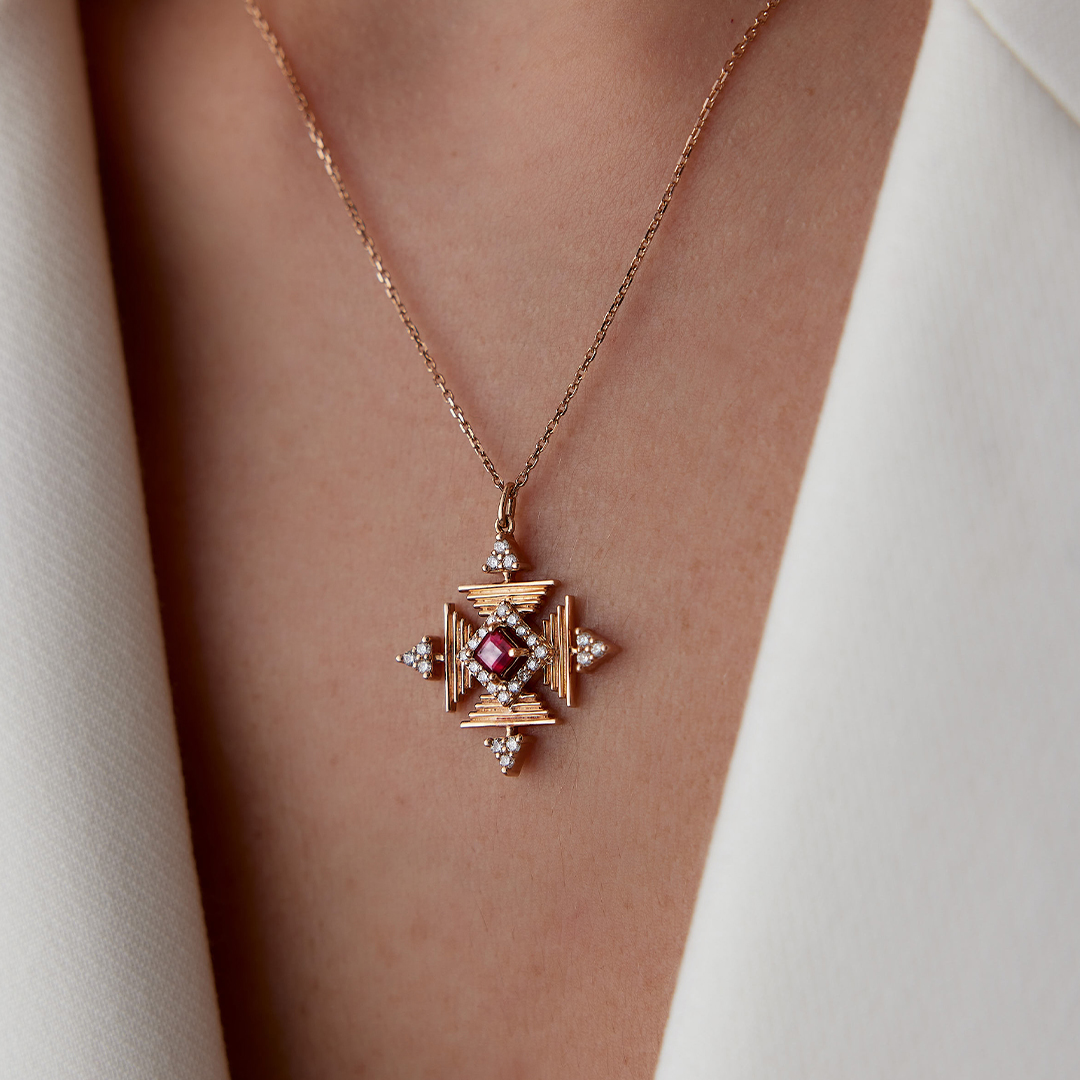 0.38 Karat Yakut Taşlı Pırlanta Kolye - 1