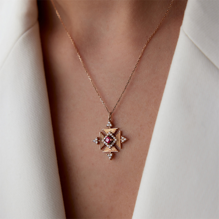 0.38 Karat Yakut Taşlı Pırlanta Kolye - 4