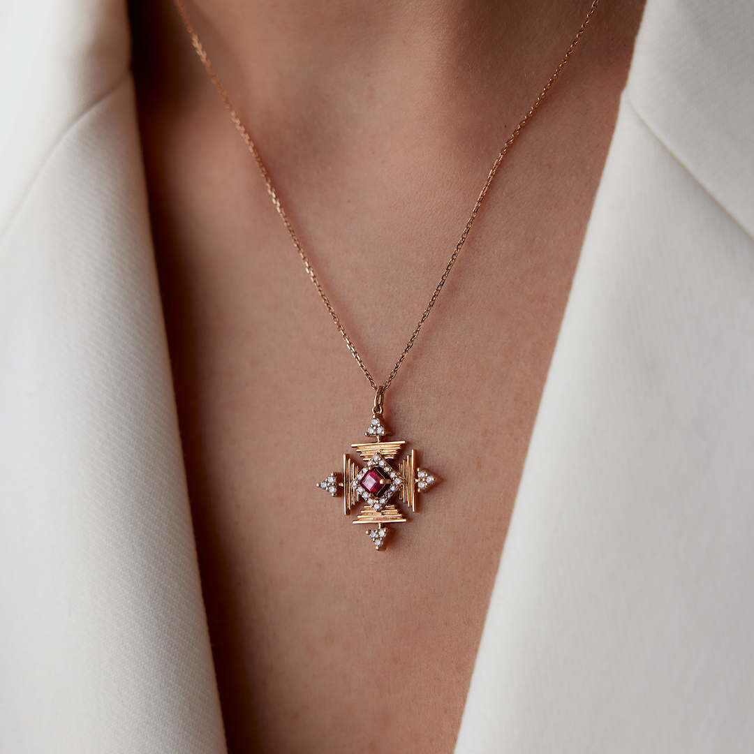 0.38 Karat Yakut Taşlı Pırlanta Kolye - 4