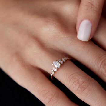 0.45 Ct Pırlanta Louvre Oval Yüzük - Siempre (1)