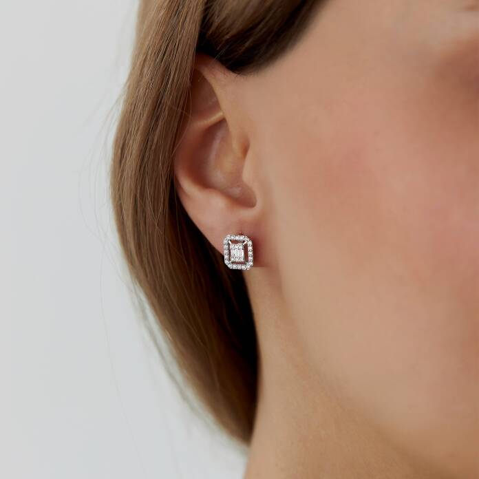 0.44 Ct Pırlanta Parçalı Baget Küpe - 1