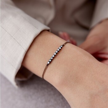 0.45 Ct Elmas Dokuz Taşlı Line Bileklik - Özkonak