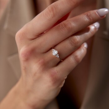 0.48 Ct Pırlanta Oval Yüzük - Siempre