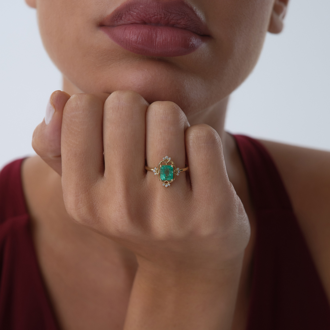 0.50 ct Baget Zümrüt Pırlanta Yüzük - 1