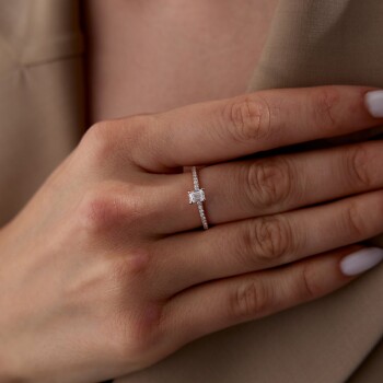 0.55 Ct Emerald Rea Yüzük - Siempre