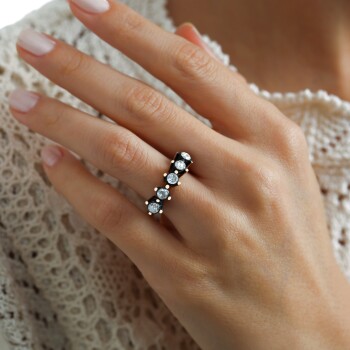 0.60 Ct Elmas Beştaş Pırlanta Yüzük - Özkonak