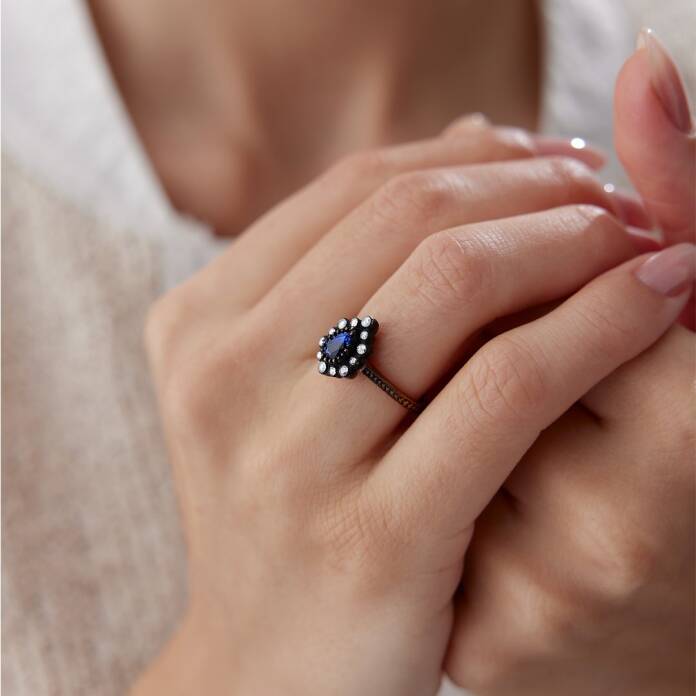 0.64 Ct Elmas Damla Safir Yüzük - 2