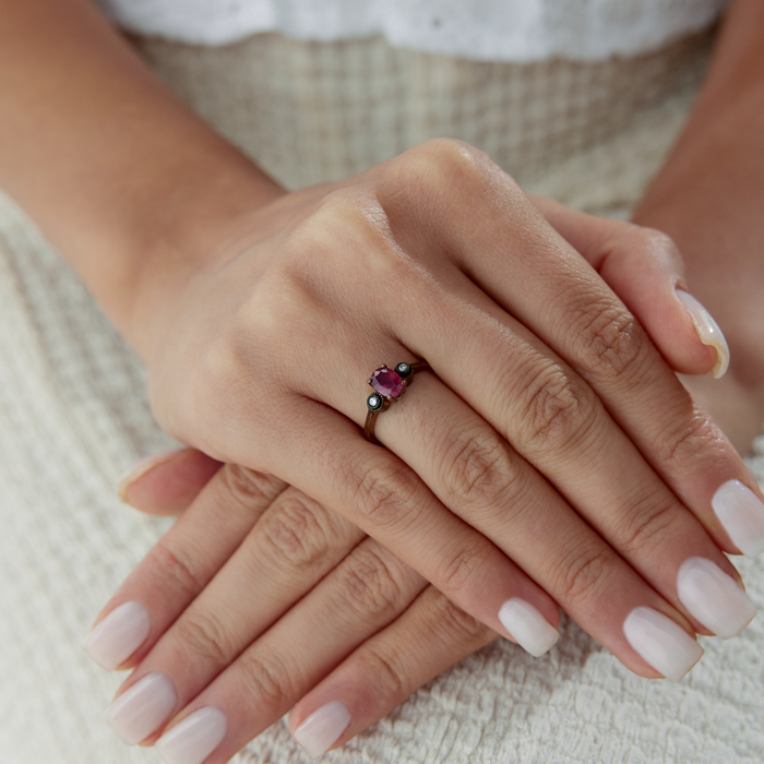 1.14 Ct Elmas Oval Yakutlu Yüzük - Özkonak (1)