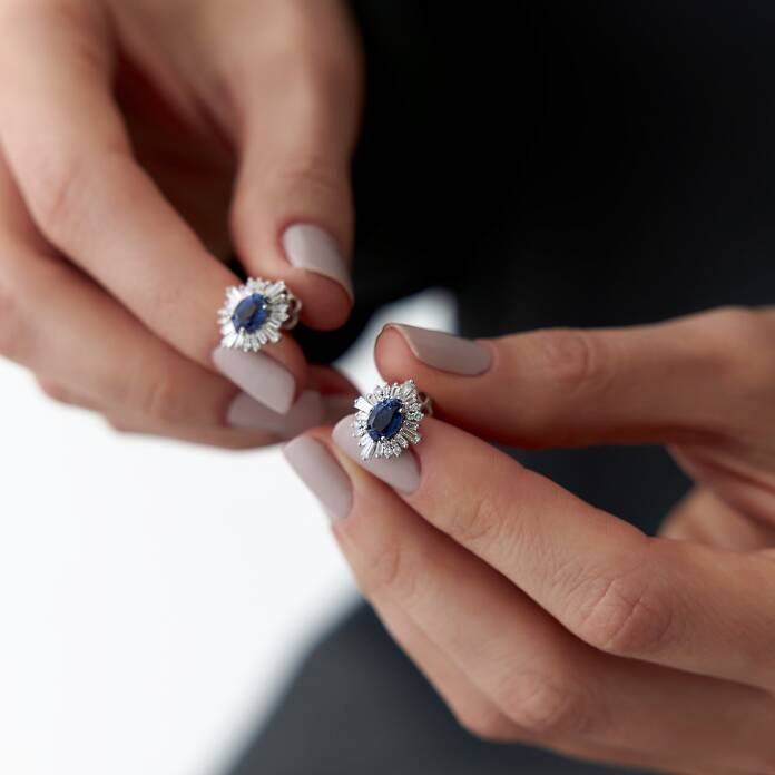 1.58 Ct Pırlanta Baget Safir Küpe - 2