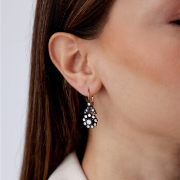 1.66 Ct Elmas Sallantılı Çiçek Küpe - Özkonak