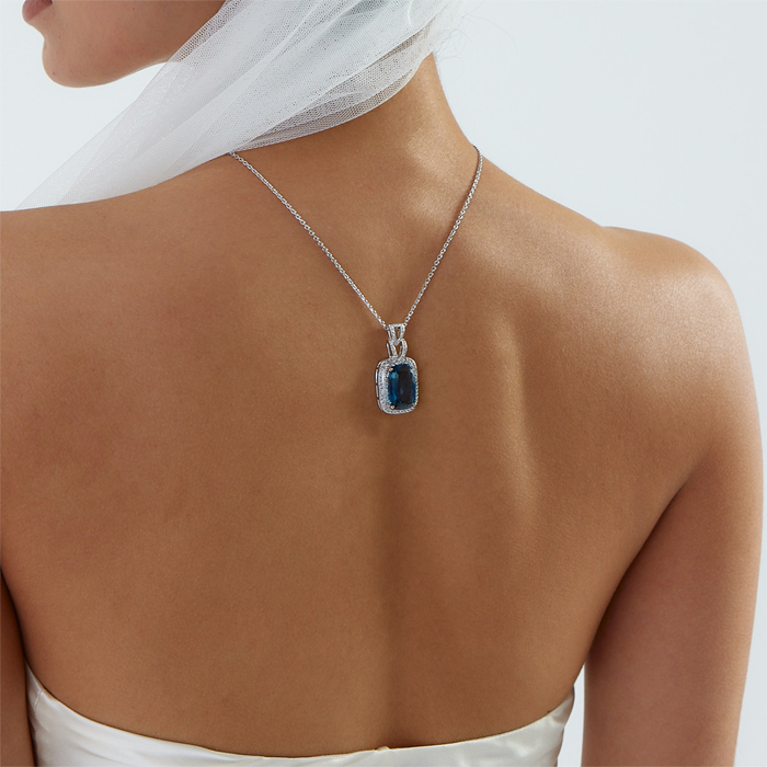 18.00 Karat London Blue Pırlanta Kolye - Özkonak (1)