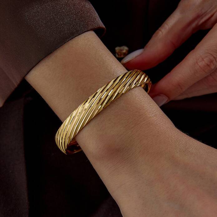 22 Ayar 10.00 Gr Yan Çizgili Bilezik - 1