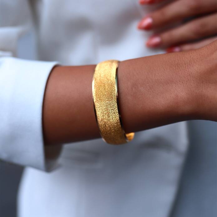 22 Ayar Mat İşlemeli Bilezik - 1