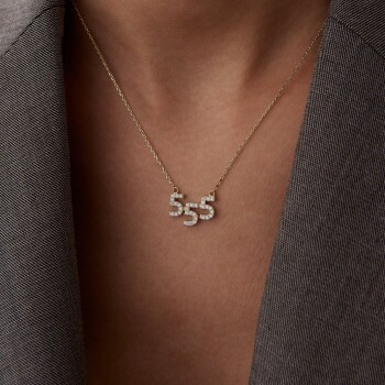 555 Taşlı Manifest Kolye - Tuana