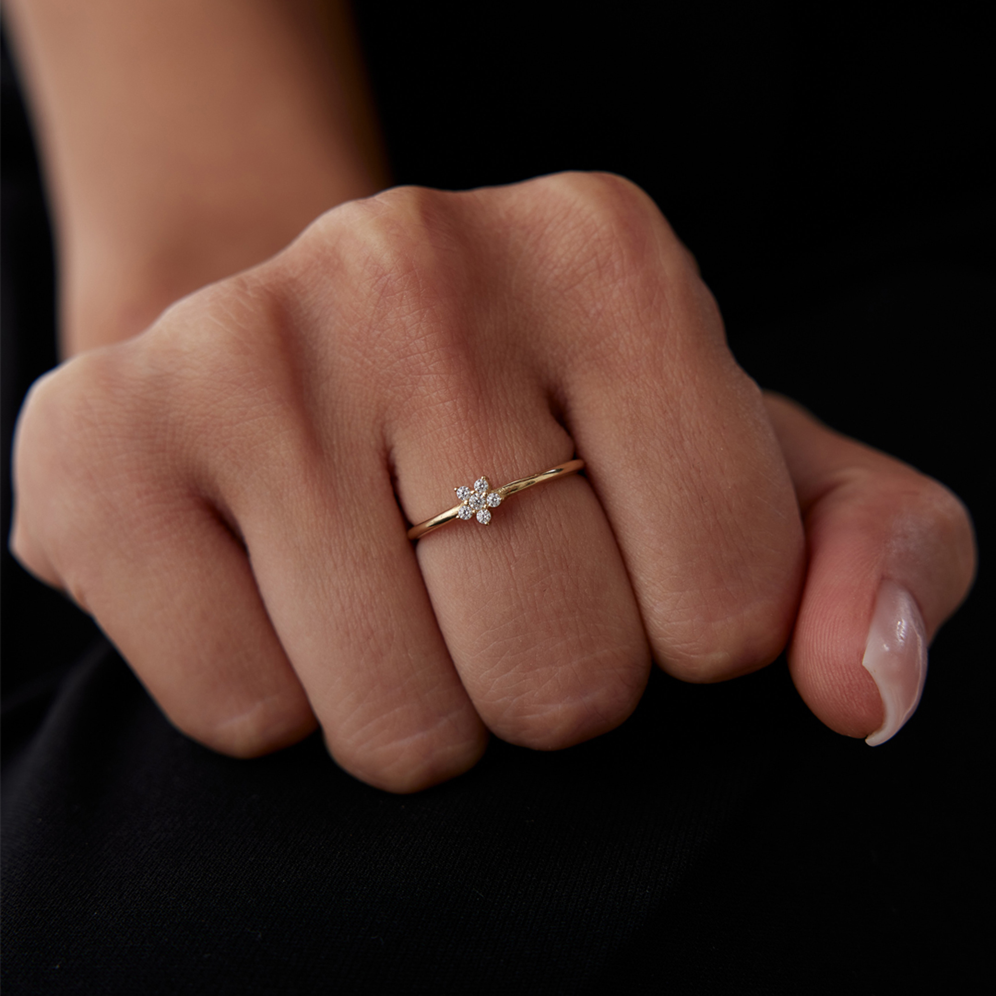 Altı Oval Taşlı Çiçek Yüzük - Rayna (1)