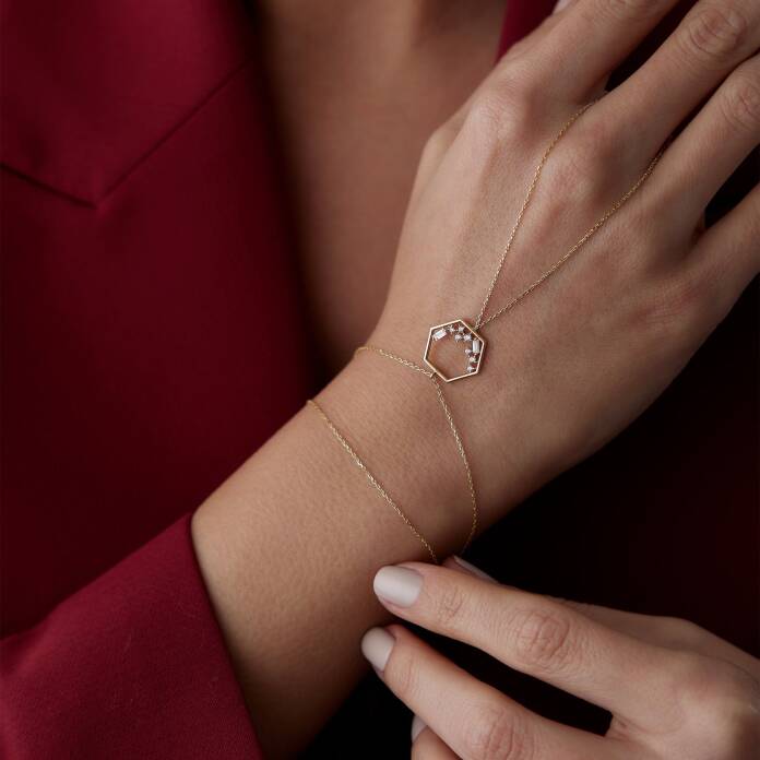 Altıgen Parçalı Taş Şahmeran - 1