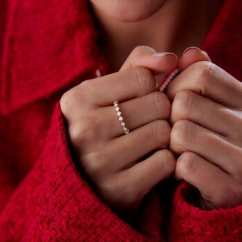 Beyaz Mineli Sıra Yonca Yüzük - 1