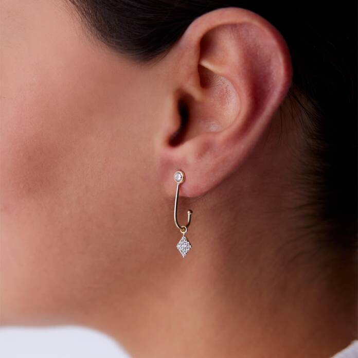 Beyaz Triangle ve Tektaş Küpe - 1