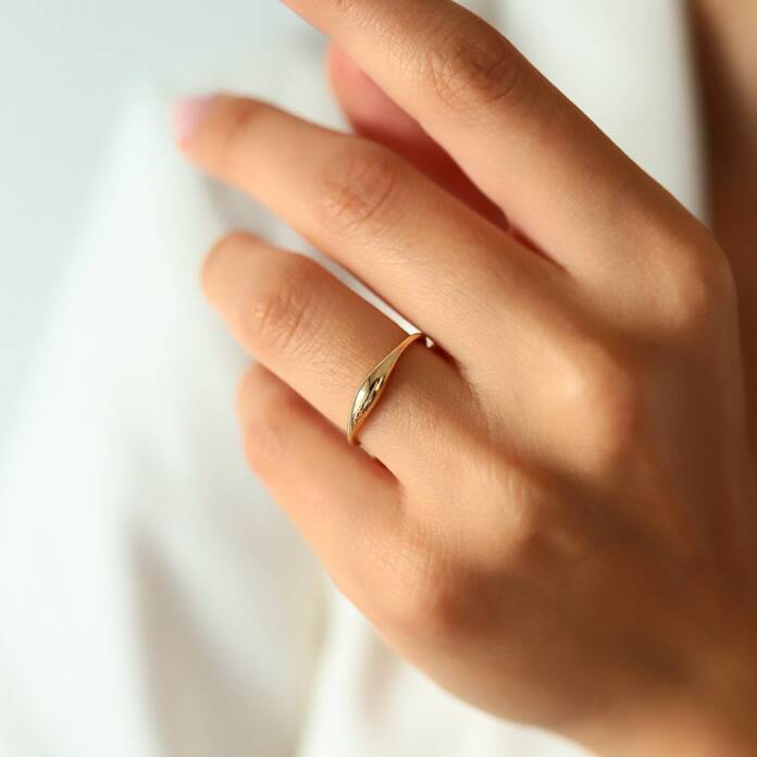 Bombeli Çizgi Detaylı Yüzük - 1