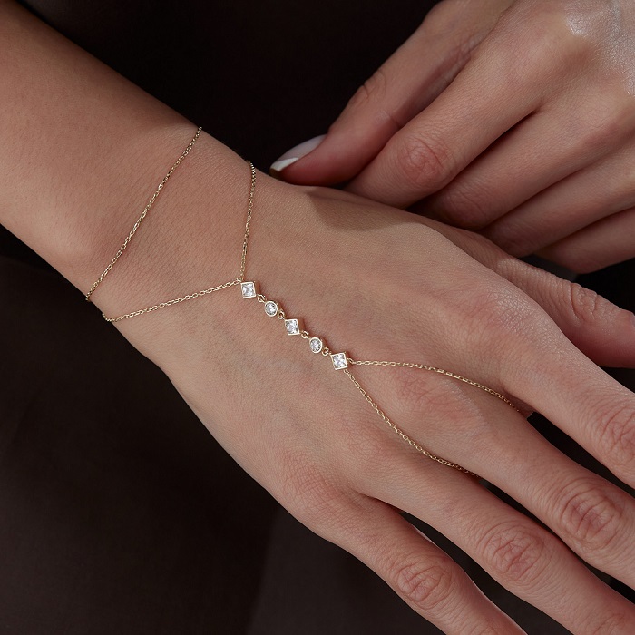 Botameran Şahmeran - Rayna (1)