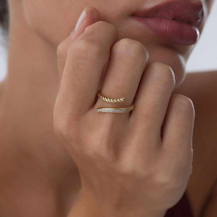 Burgu Sarmal Yüzük - RİTİM