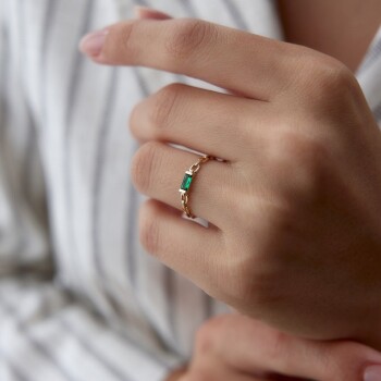 Chain Rectangle Green Yüzük - RİTİM (1)
