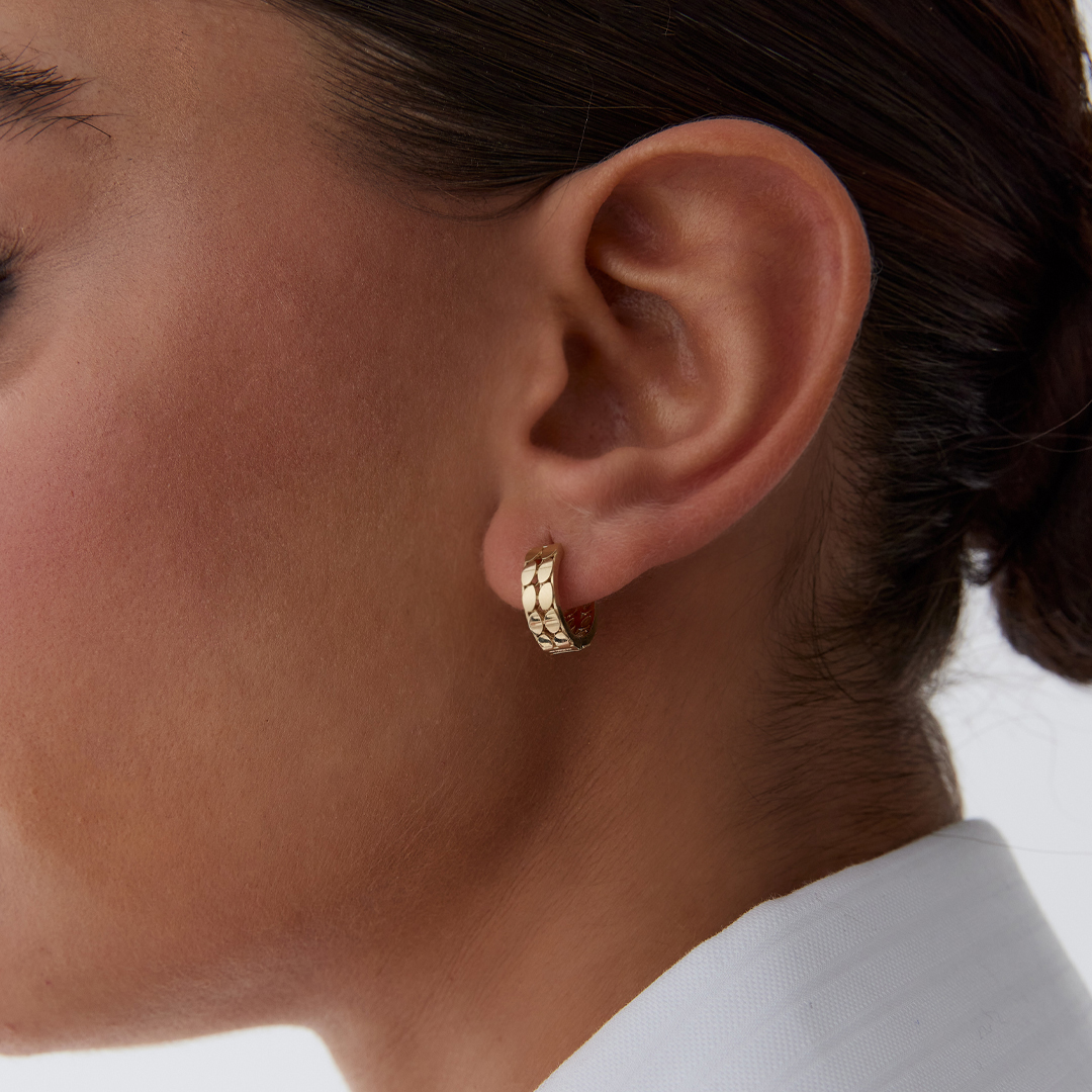 Çift Sıra Pullu Halka Küpe - 1