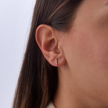 Çizgi Vidalı Küpe - Gökhan Bera (1)