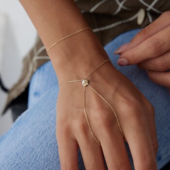 Daisy İnce Şahmeran - Rayna (1)