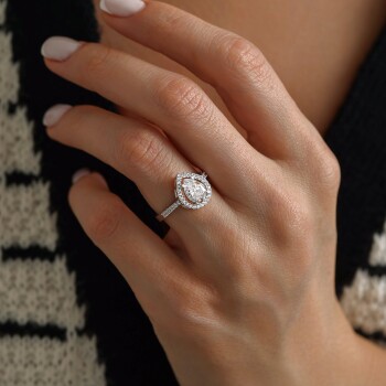 Damla Çerçeve Sıra Taşlı Tektaş Yüzük - Oragold Orhan (1)