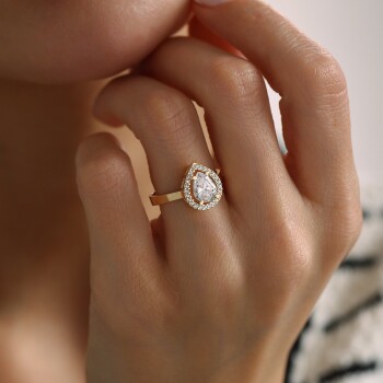 Damla Çerçeve Taşlı Tektaş Yüzük - Oragold Orhan