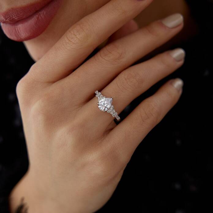 Damla Taşlı Bagetli Yüzük - 1