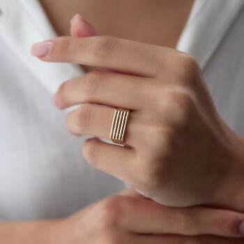 Dört Sıra Kaburga Yüzük - Ali Altınbas