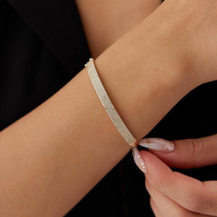 Dört Sıra Taşlı Kelepçe - 1