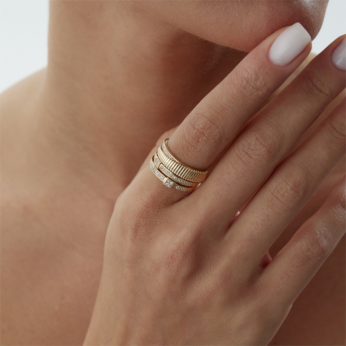 Emily Yüzük - Mazi (1)