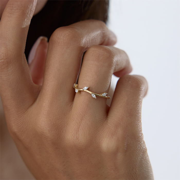 Evariel Yüzük - Rayna