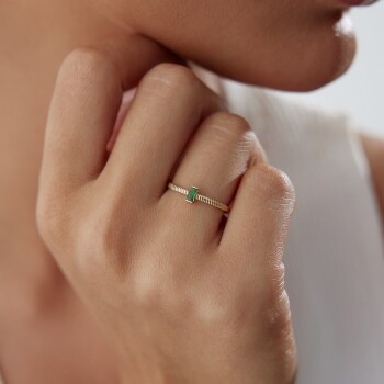 Green Burgu Baget Yüzük - Nüans