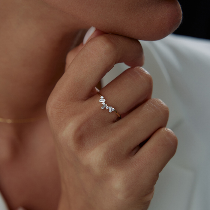 Holy Taç Yüzük - Gökhan Bera