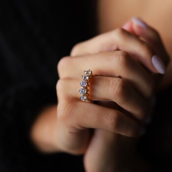 Infinity Glow Beştaş Yüzük - Oragold Orhan