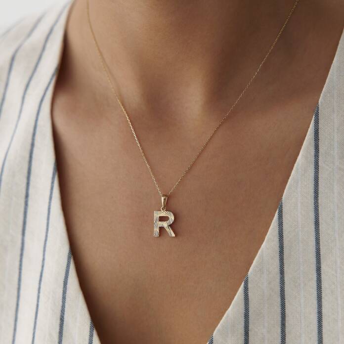 İşlemeli Harf Kolye - 1